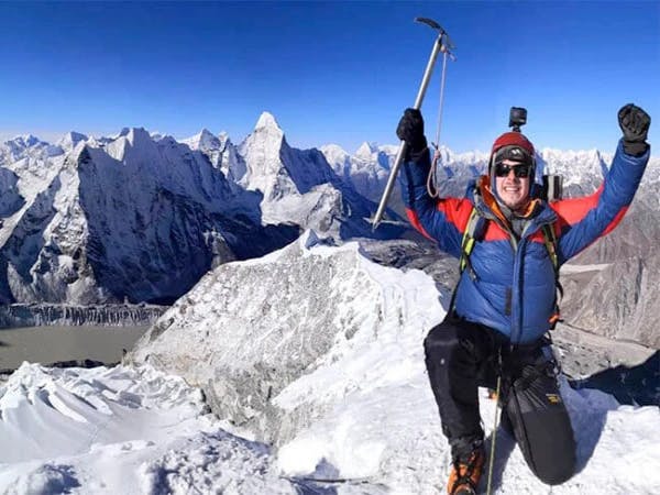 climb Island peak Nepal