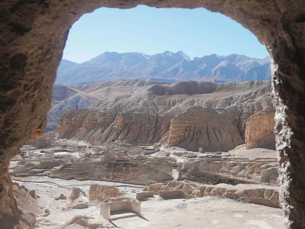 Driving Trip Upper Mustang