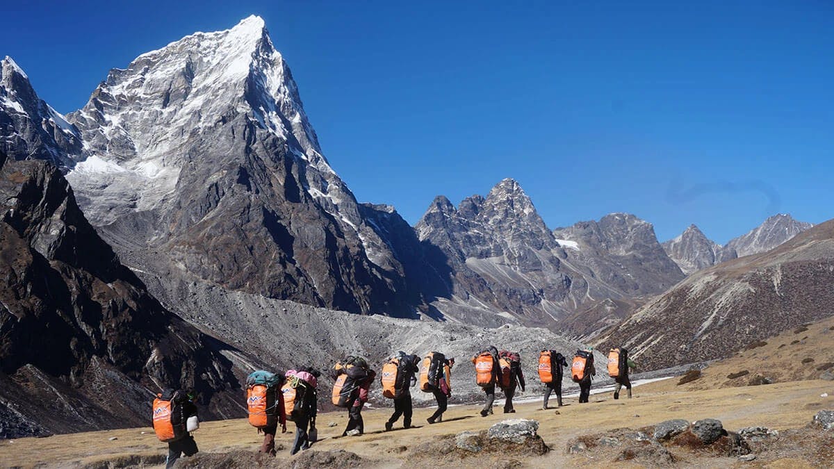 Responsible trekking in Nepal