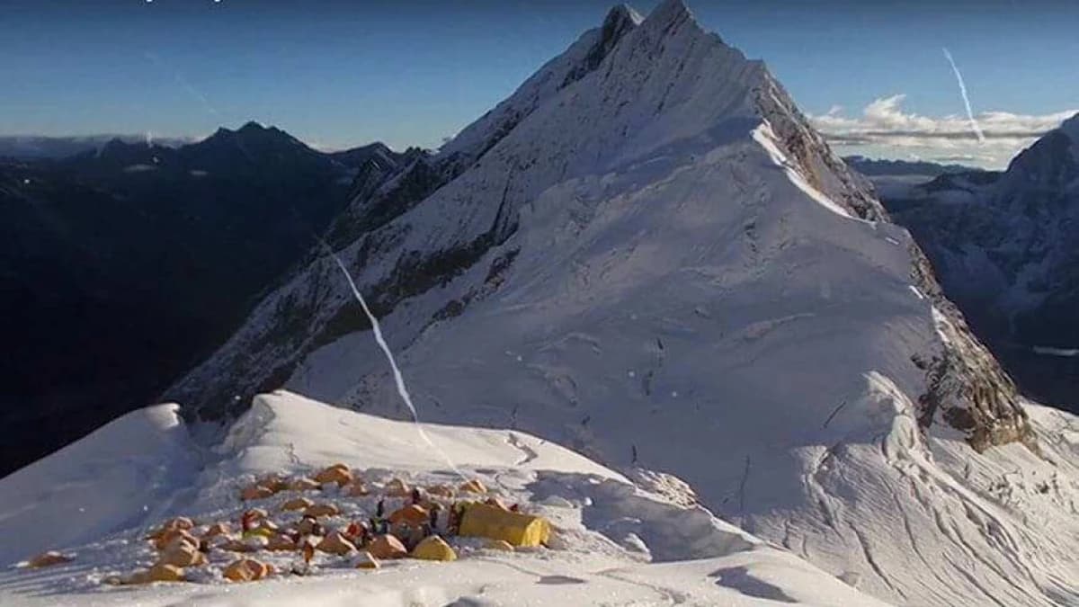 Expedition to Manaslu Peak