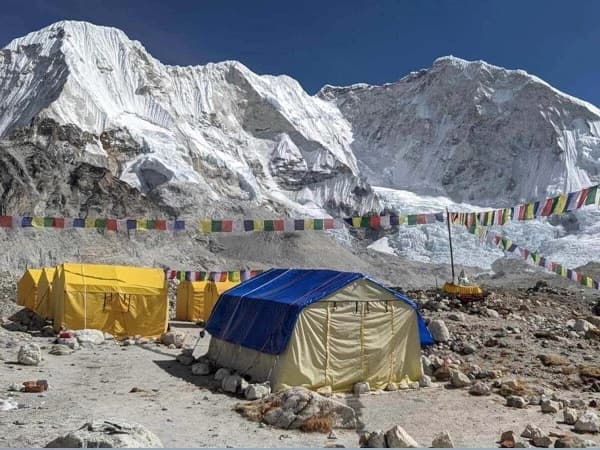 Baruntse Base Camp