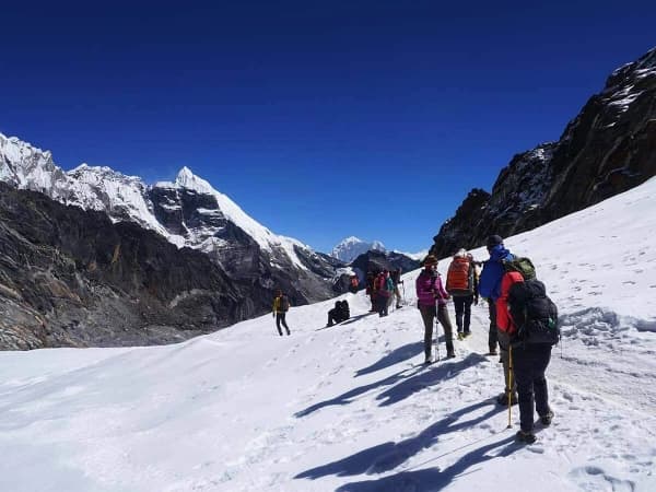 Chola Pass Trek